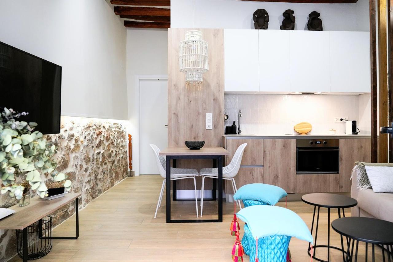 Apartaments La Rambla - La Pelu - 2 Persones コルノデイヤ エクステリア 写真