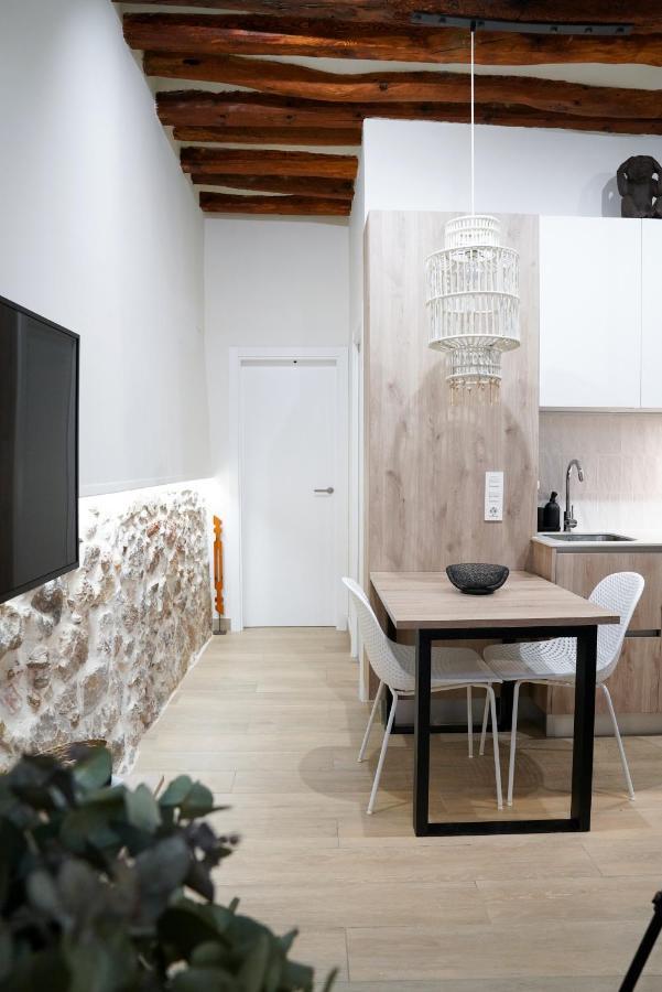 Apartaments La Rambla - La Pelu - 2 Persones コルノデイヤ エクステリア 写真