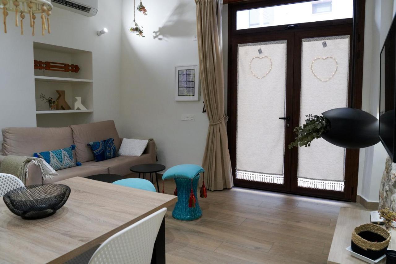 Apartaments La Rambla - La Pelu - 2 Persones コルノデイヤ エクステリア 写真